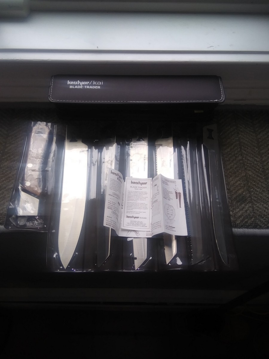 1980s KERSHAW / KAI Blade-Trader Model 1099 in Original Zipper