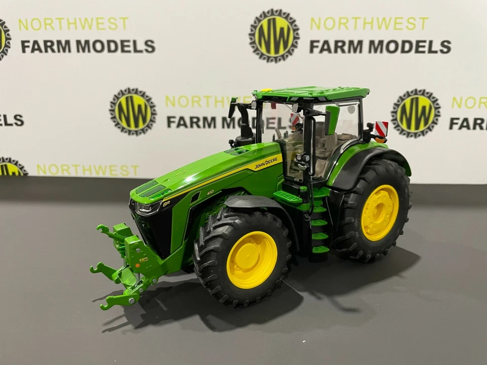 WIKING 1:32 SCALE JOHN DEERE 8R 410 - Image 4 of 4