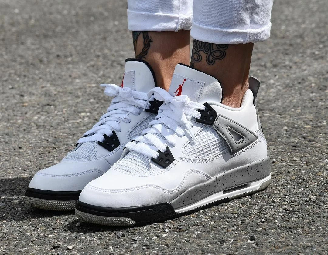 NIKE AIR JORDAN 4 RETRO OG BG WHITE-FIRE RED 836016-192 SZ 6Y (WOMENS SZ 7.5)