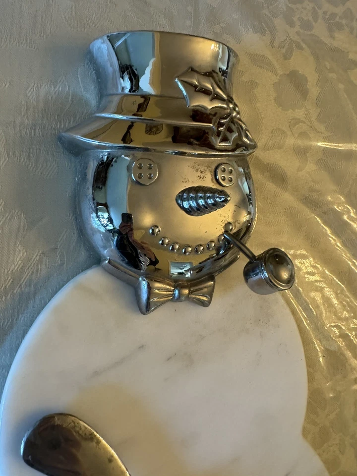 Tablero de charcutería muñeco de nieve mármol queso plateado Foto 4 de 4