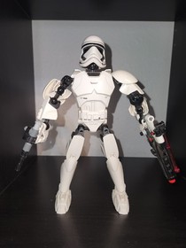 LEGO Star Wars: First Order Stormtrooper Buildable Figure (75114)