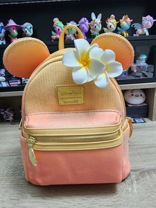 Aulani Coral Loungefly | eBay display picture 2