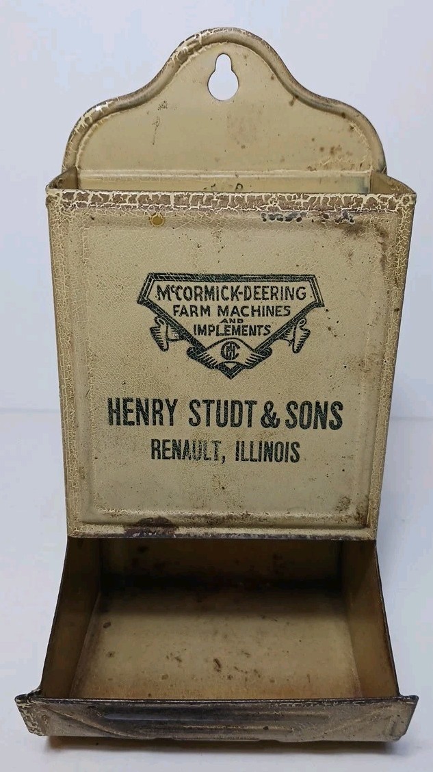 Vintage Rare McCormick-Deering International Harvester IHC Match Safe Renault IL
