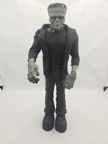 Mezco Universal Studios Frankenstein Monster Action Figure w/ Cloth Jacket #BK1