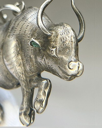 Antique Chinese Silver Bull Pendant - Picture 6 of 13