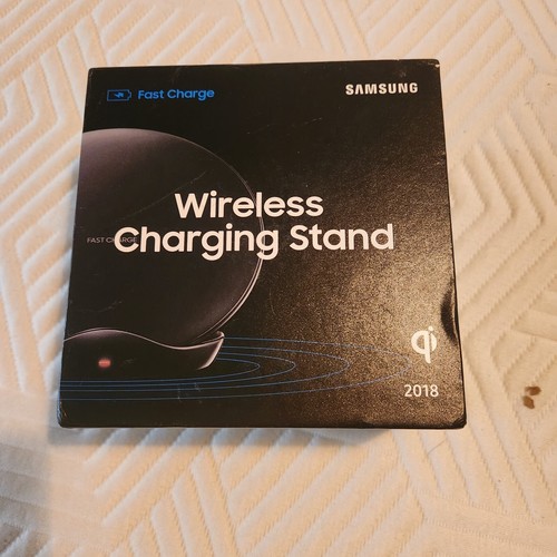 Samsung EP-N5100 Fast Charge Wireless Charging Stand - Black - 第 1/8 張圖片
