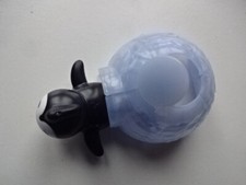 Weihnachtsspielzeug / Pinguin im  Iglu zum Abschießen / unbenützt