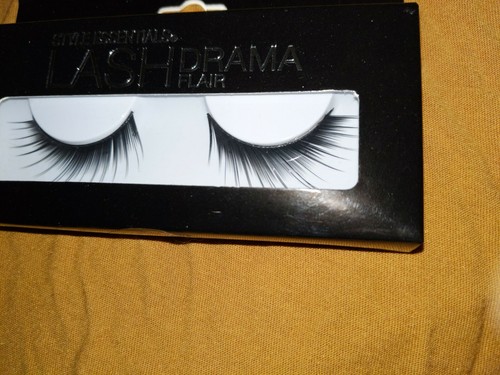 Style Essentials Lash Drama Flair - Picture 4 of 5