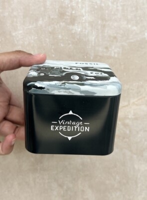 Fastbond旧枠 Rare y2k FOSSIL Big Tic Watch, White w/ Steel Strap, JR-7843, Box