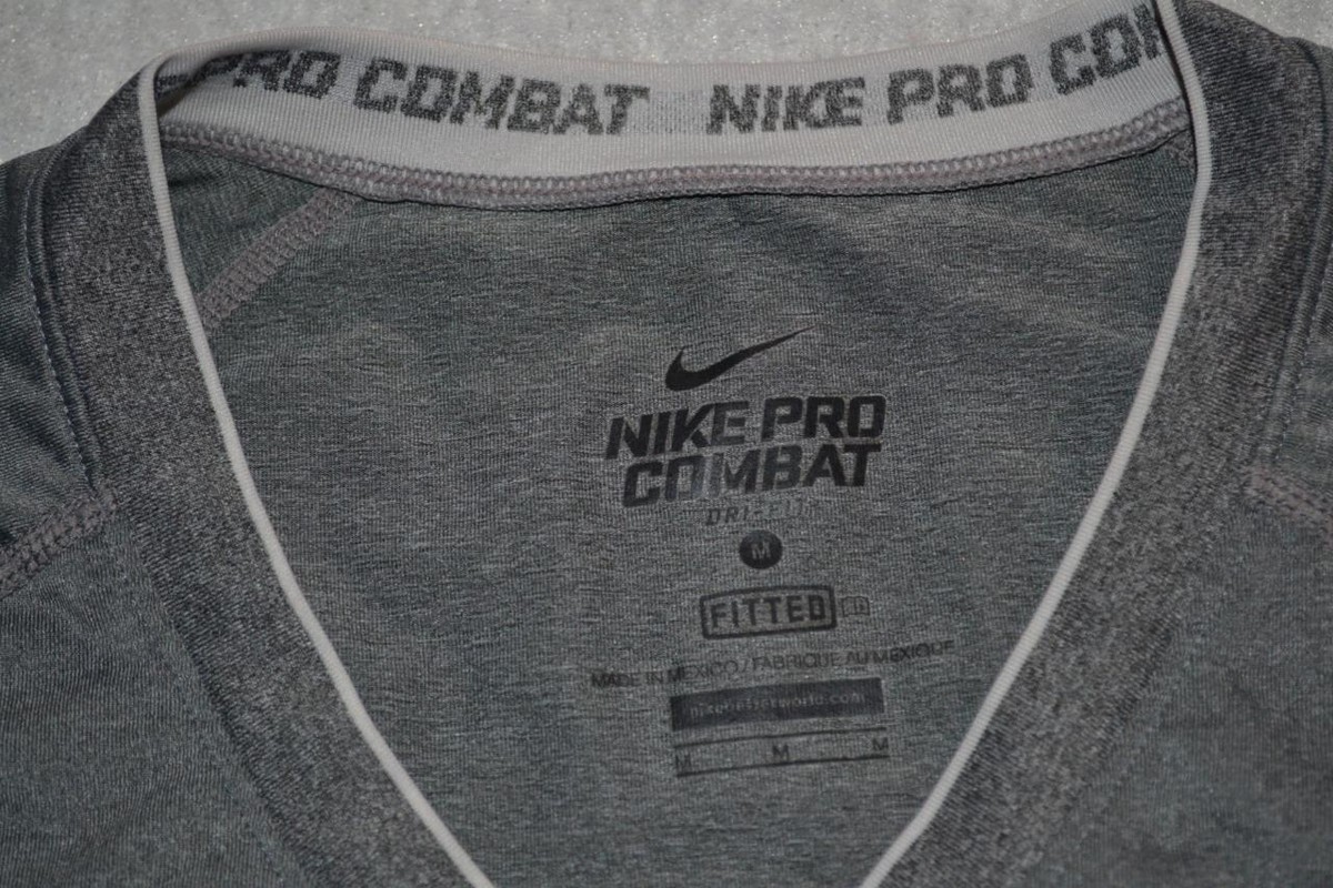 35606 Nike Pro Combat Gym Shirt Athletic Gray Size Medium Fitted