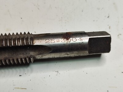 Macho para roscar M25x3