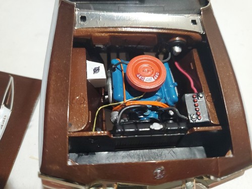 1974 Plymouth Road Runner 440 1:25 Plastic Built Model Car Promo Burnished Red - Picture 11 of 16
