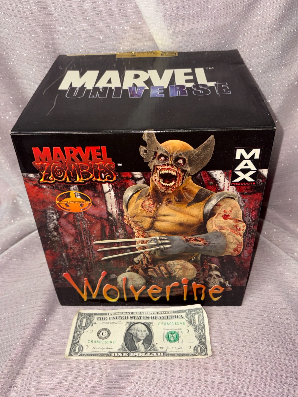Marvel Zombies Wolverine Statue