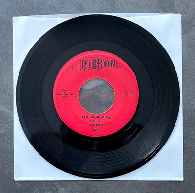 7'' Fireflies - You Were Mine / Stella Got A Fella - US Ribbon