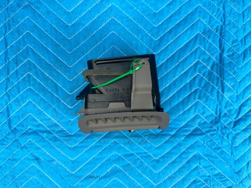Lexus LX470 Dashboard Outer Air Vent Grille Passenger's Sandalwood 2003-2007 OEM - Picture 2 of 8