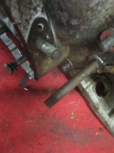 Triumph 500 Trophy Engine Cases 1968 t100C 084124 - Picture 16 of 23
