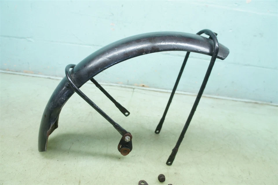 1963 Triumph Bonneville 650 T120 REAR T120R *2003 FRONT FENDER CUT  - Imagem 3 de 4