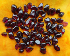 Garnet 20g Tumblestones small tumble stones