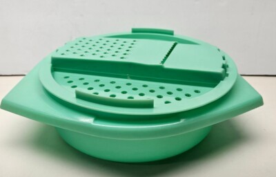 Tupperware Cheese Grater Slicer  Piece Green Plastic Bowl 786-4 no lid
