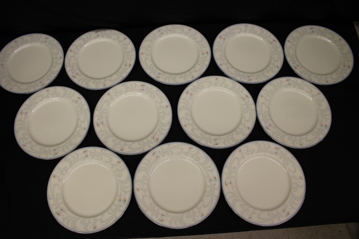 MINT 12pc Vintage Noritake Bone China EVERMORE #9735 10.5
