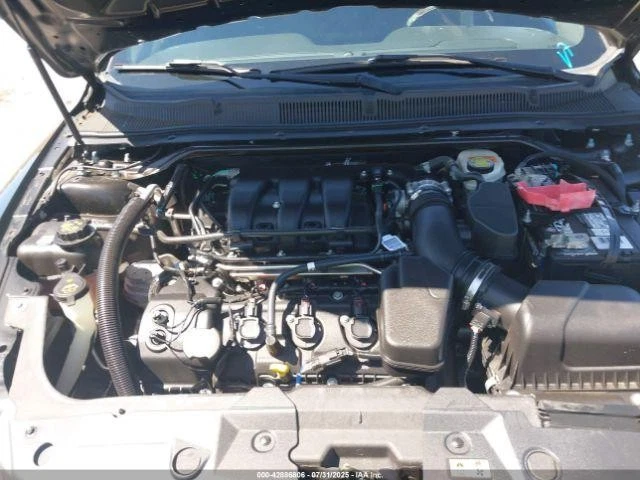 Used Front Upper Center Console fits: 2015 Ford Taurus roof w/o sunroof Front Up - Image 2 of 4