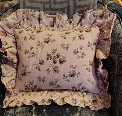 Bella Notte Linens Vintage Floral Rose Pillow Ruffled MOP Button