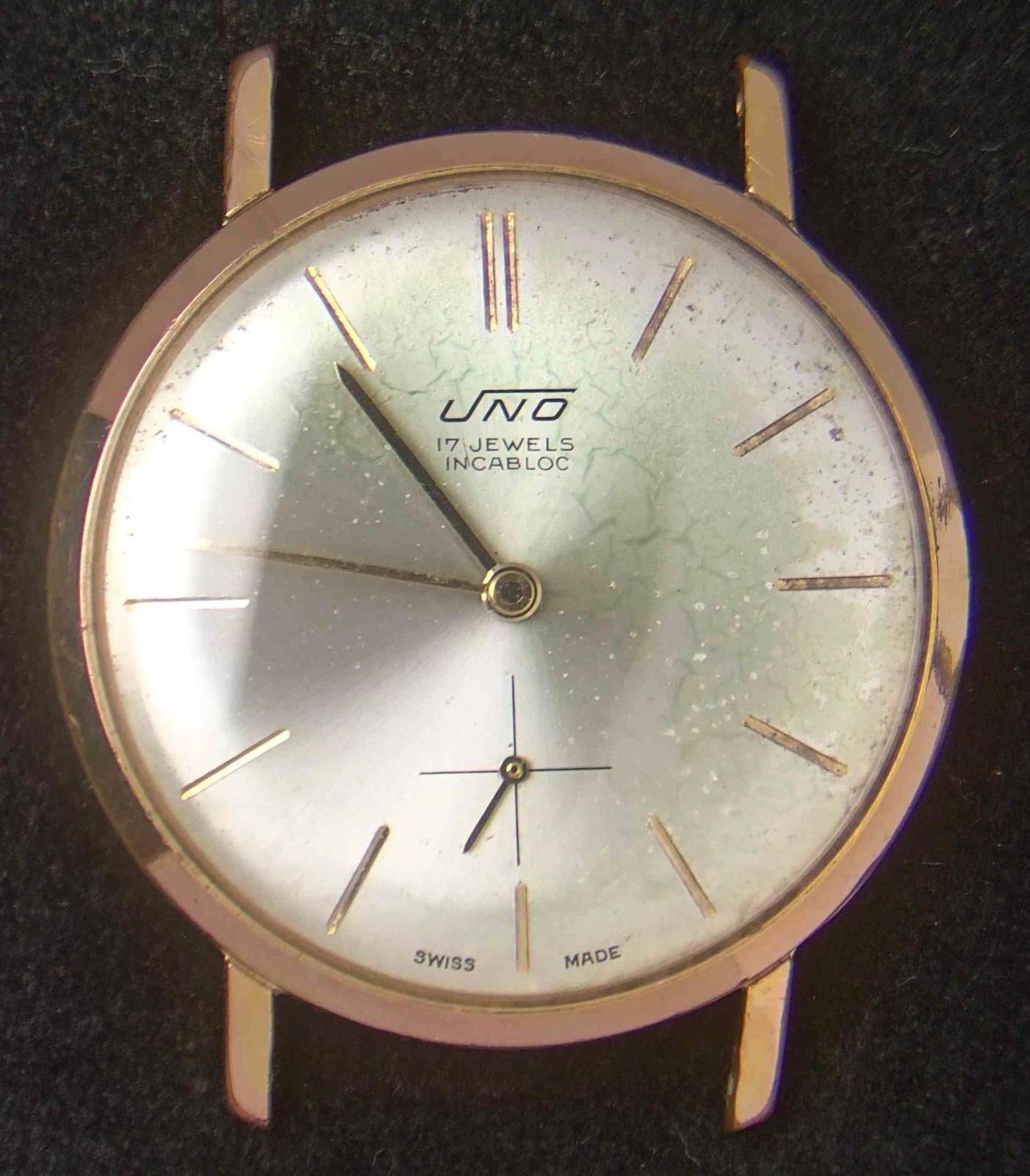 Uno Patina Men's Hand-Wind Vintage Watch -- Spares/Repairs