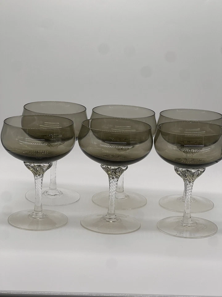 Juego de 6 copas de champán vintage de cristal ahumado Sasaki Hawthorne - 8 oz Foto 3 de 4