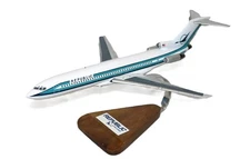 Republic Airlines Boeing 727-200 Desk Top Display Jet Model 1/100 SC Airplane