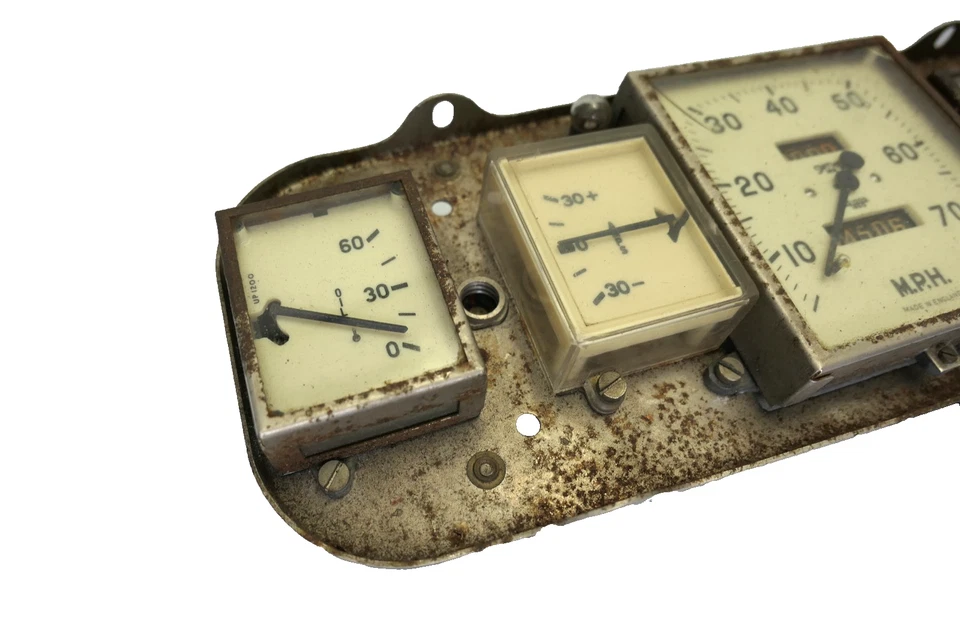 Austin A40 Devon Velocímetro Presión de Aceite Combustible Amperímetro Medidor Conjunto Cuadro de Tablero Foto 4 de 4