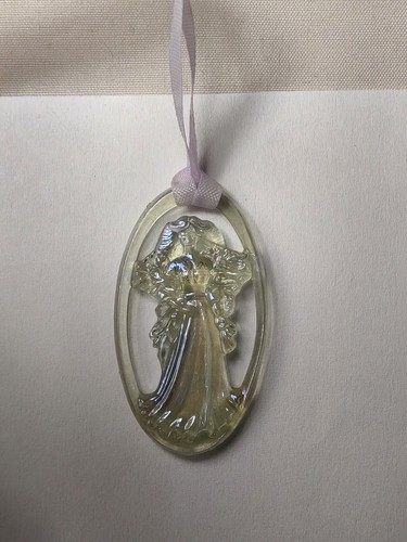 Vtg Mattel 1983 Crystal Barbie OOB w/ Iridescent Pendant - Picture 14 of 14