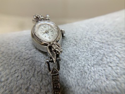 Vintage 14K White Gold Diamond Bulova 23 Jewel Women's Watch
