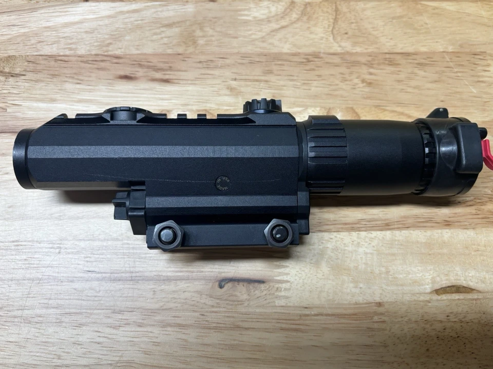 Mira telescópica Leupold Mark 4 CQT LVPO con retícula iluminada - Excelente estado Foto 2 de 4