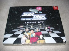 NEW STAR TREK THE NEXT GENERATION CHESS SET + SPECIAL EDITION PEWTER ENTERPRISE