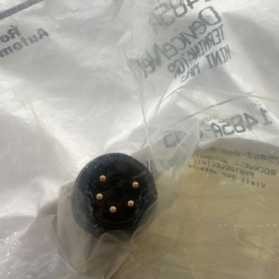 ALLEN BRADLEY 1485A-T1M TERMINAT OR MINI MALE. NEW!! - Image 2 of 3