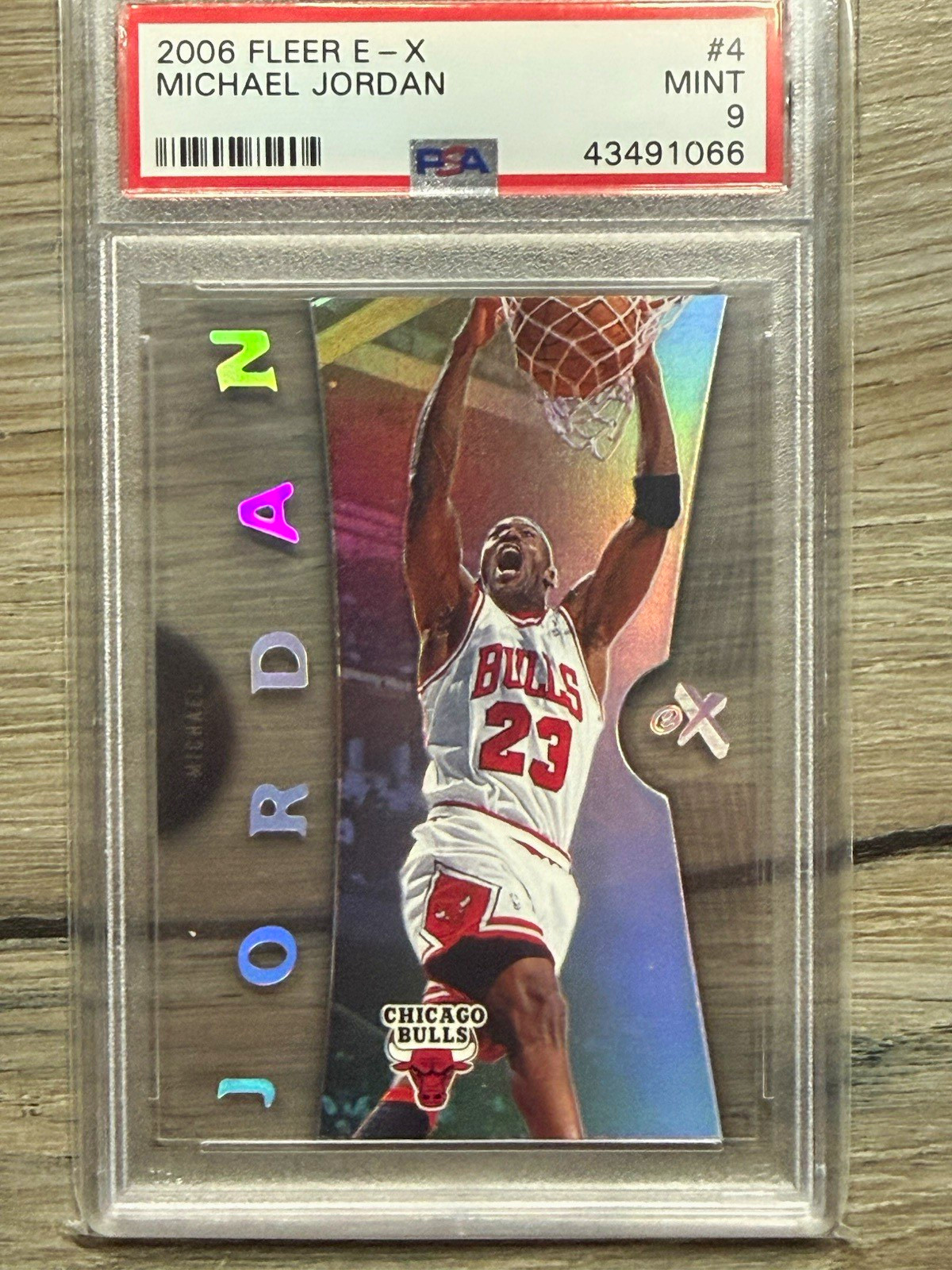 Fleer 2006-07 E-X Michael Jordan #4 Chicago Bulls NBA PSA 9 Mint Graded