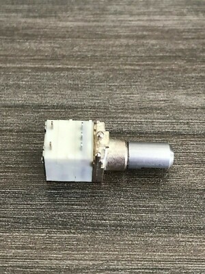 Motorola 1880619Z02 Volume On-Off Control CP200, HT750, 1250, 1550 