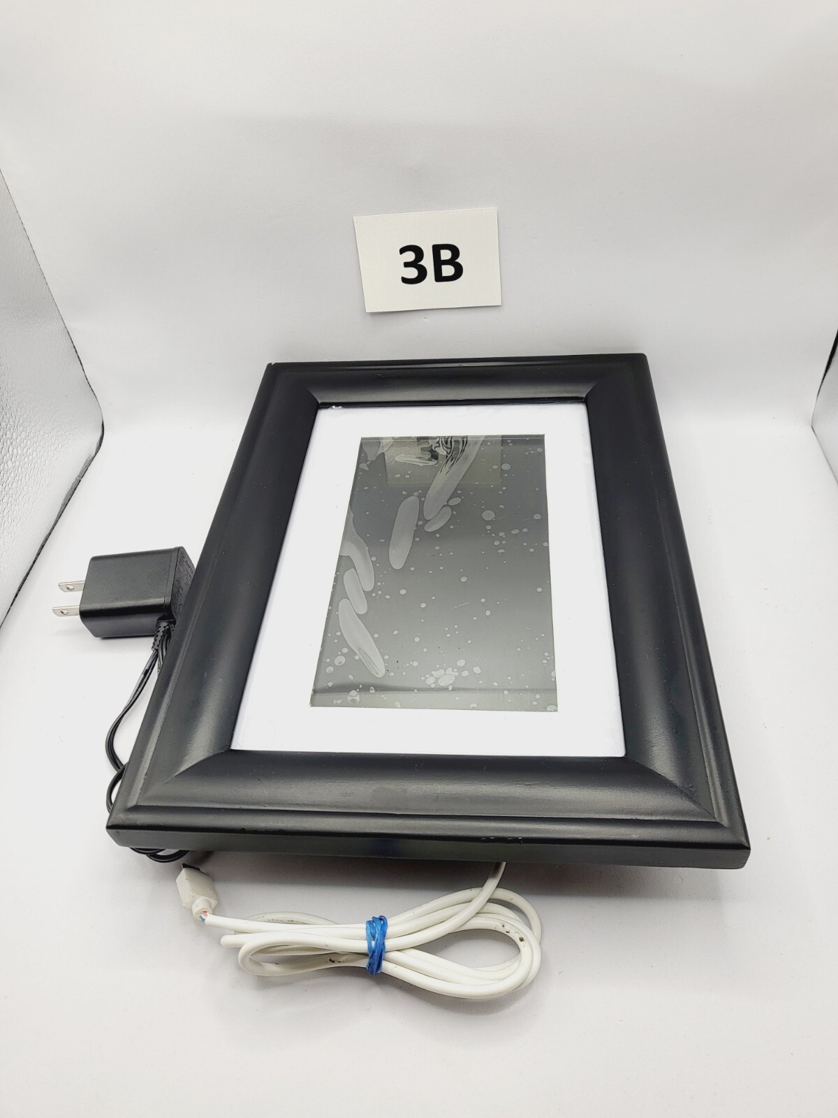 POLAROID 7-inch HD Digital Picture Frame in Black Wood - Model PDF-750W-image