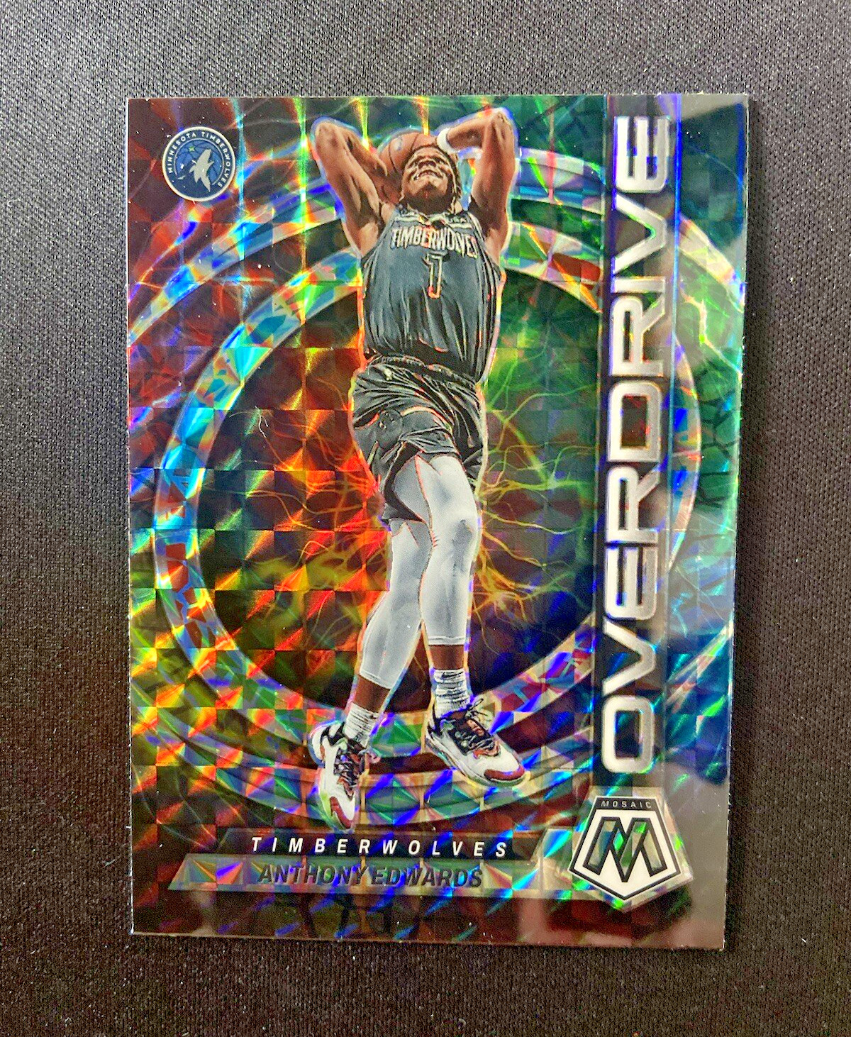 2022-23 Panini Mosaic #18 ANTHONY EDWARDS Overdrive Prizm Insert Timberwolves NM