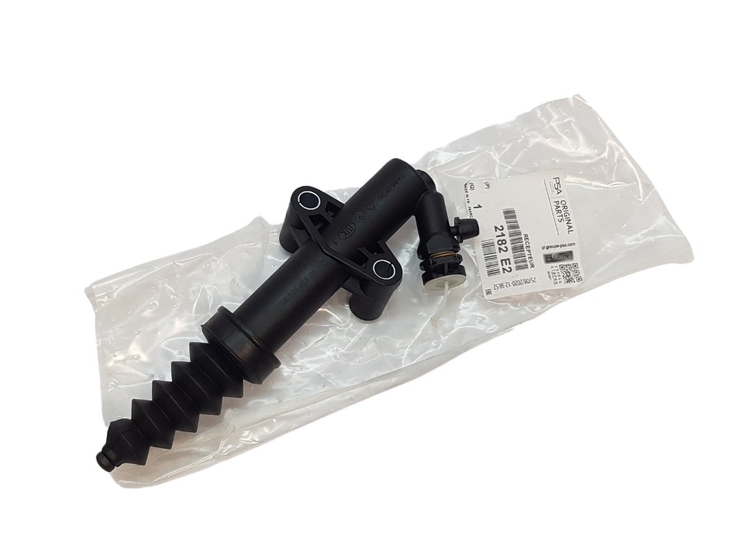 Cylindre récepteur d'embrayage pour réparer la transmission de Peugeot 207 et 2008 I