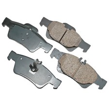 Akebono EUR986 - EURO™ Ultra-Premium Ceramic Rear Disc Brake Pads