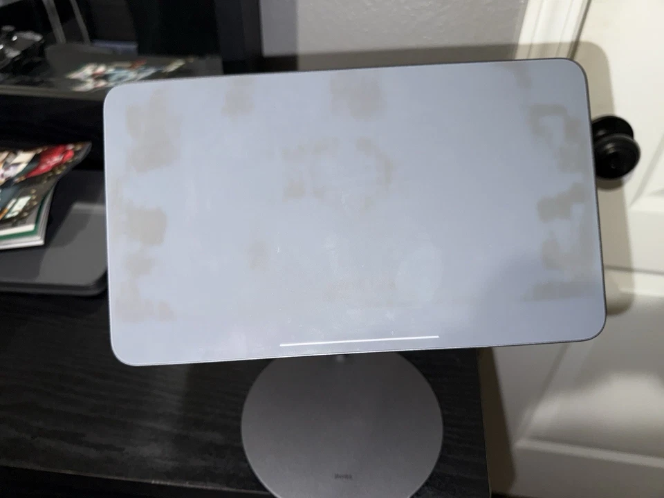 Ipad Accessories - Apple Pencil, Stand, Magic Keyboard iPad Pro 11”, Air 4-5 Gen - Image 3 of 4