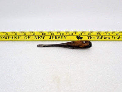 Vintage perfect Handle 53/4'' Screwdriver