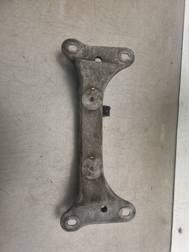 BMW 123D E82 2008 GETRIEBETRÄGER 6778058