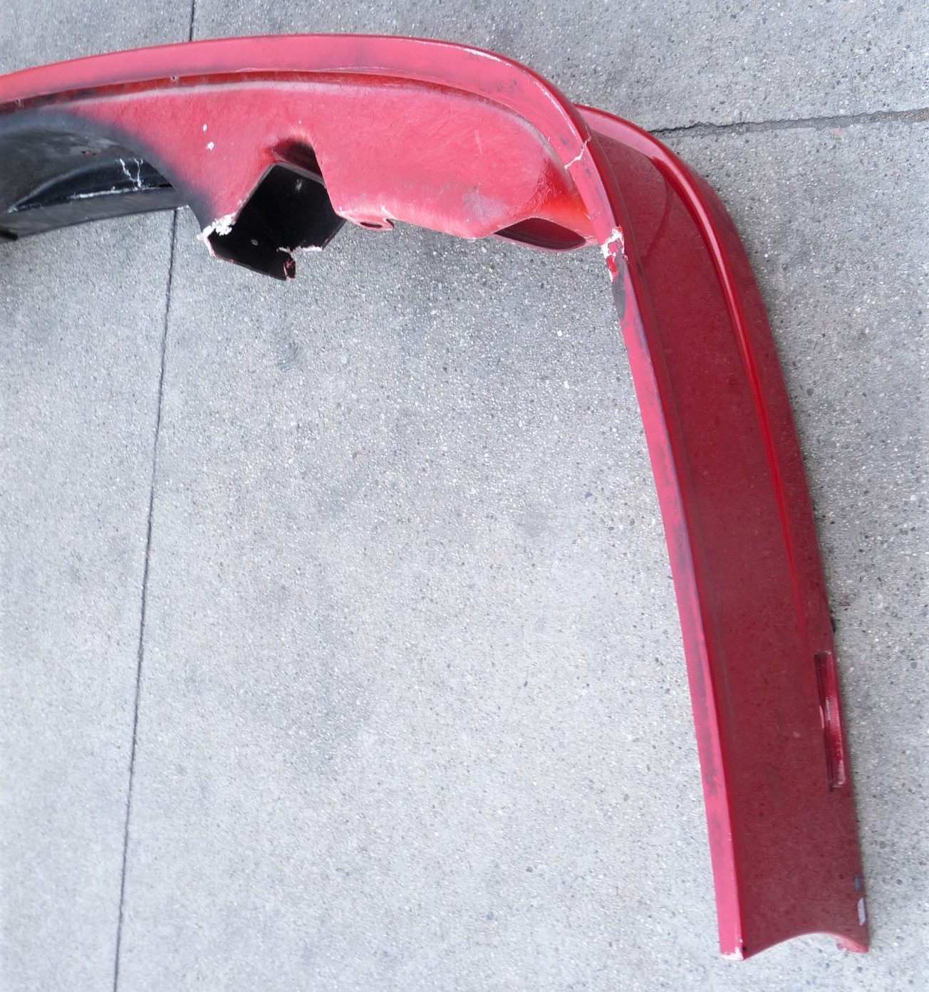 1987 1990 Ferrari Testarossa Front Bumper Cover 61532100 Damaged, OEM OE