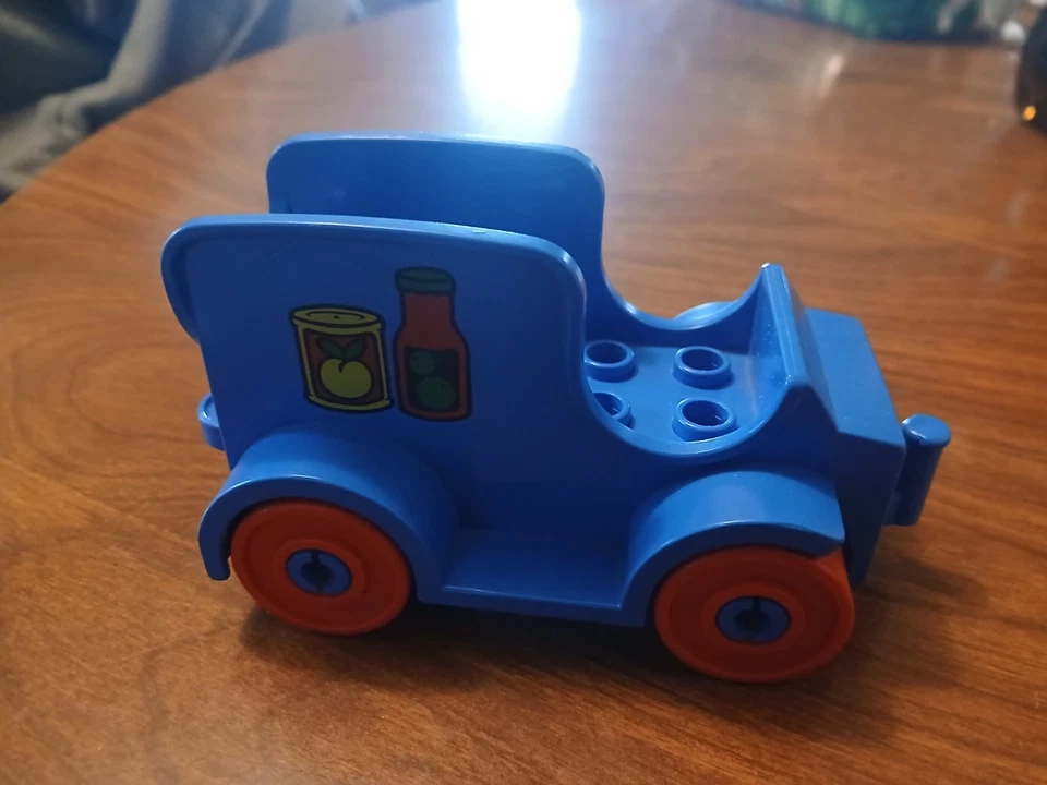 Lego Duplo Playville furgoneta de reparto azul - bloques de comida - cerca y letrero de granja Foto 3 de 4