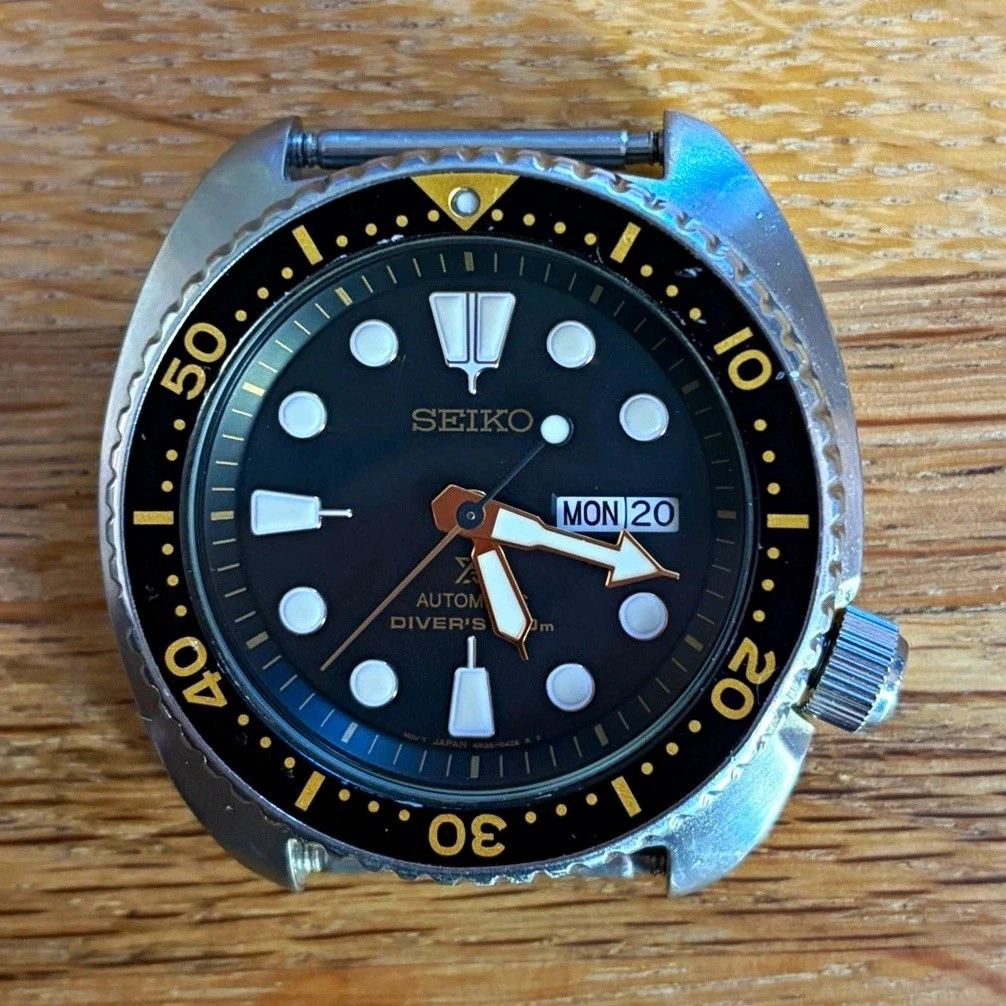 Seiko Men 200 m (20 ATM) Water Resistance Diver Wristwatches for