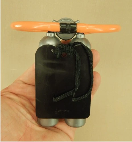 Vintage 1964 Hasbro GI Joe Sailor #7602 Frogman Set Silver Oxygen Tanks C7