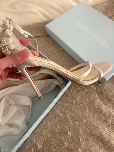 Bella Belle Ivory Ankle Strap Pearl with 3D Flower Heel Size 8.5