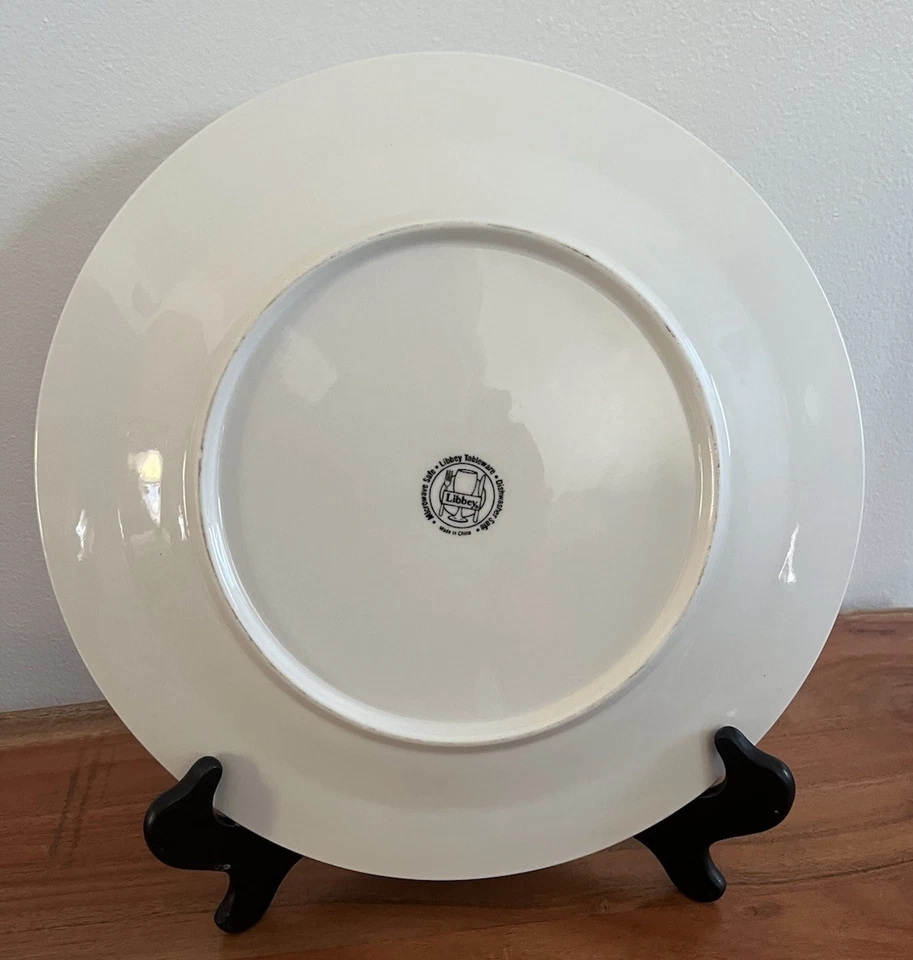 Juego de platos y tazones para servir vacaciones Lbby White acebo y bayas NAVIDAD Foto 2 de 4